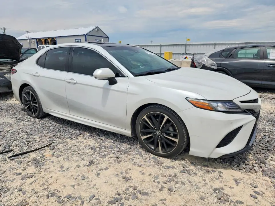 2018 TOYOTA CAMRY XSE V6  