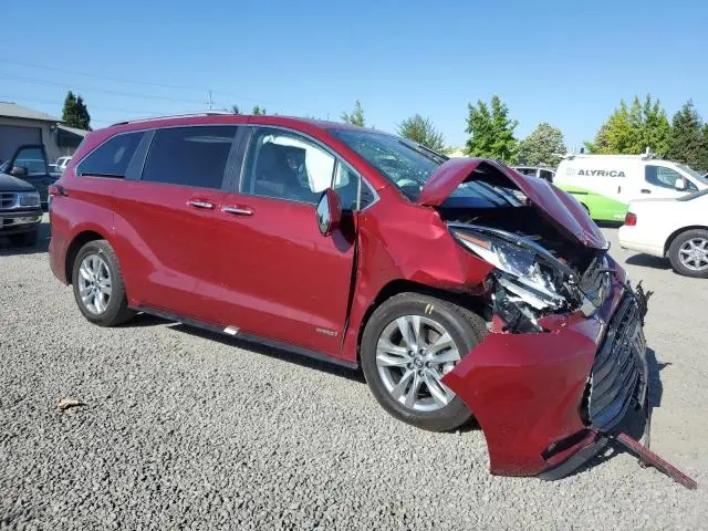 2021 TOYOTA SIENNA LIMITED  