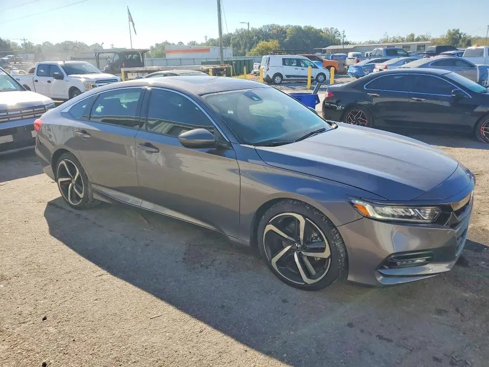 2018 HONDA ACCORD SPORT  