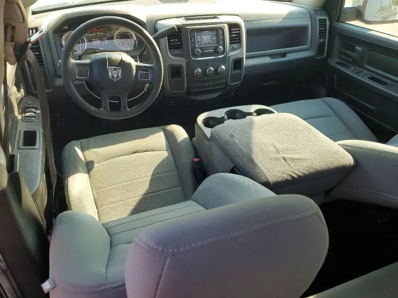 2013 RAM 1500 ST  