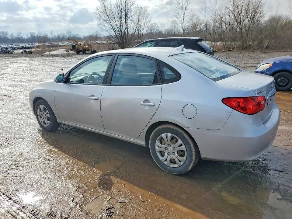 2010 HYUNDAI ELANTRA GLS  