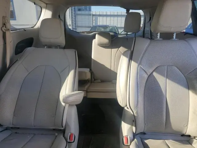 2018 CHRYSLER PACIFICA HYBRID LIMITED  