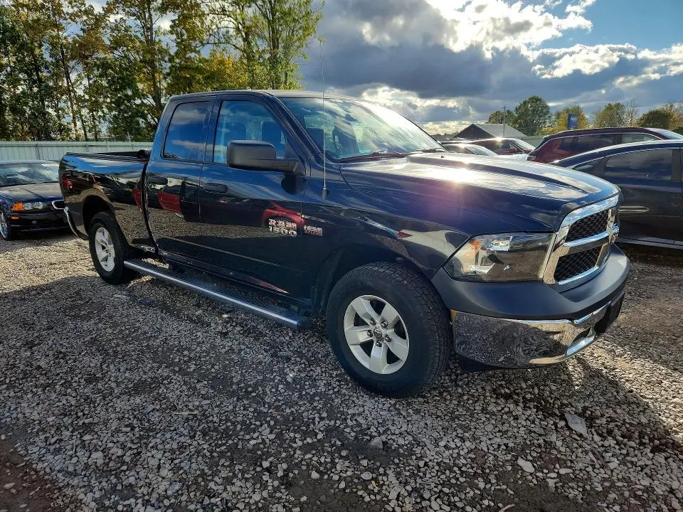 2016 RAM 1500 ST  