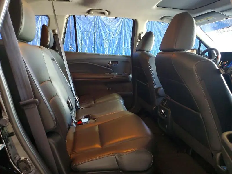 2022 HONDA PILOT SE  