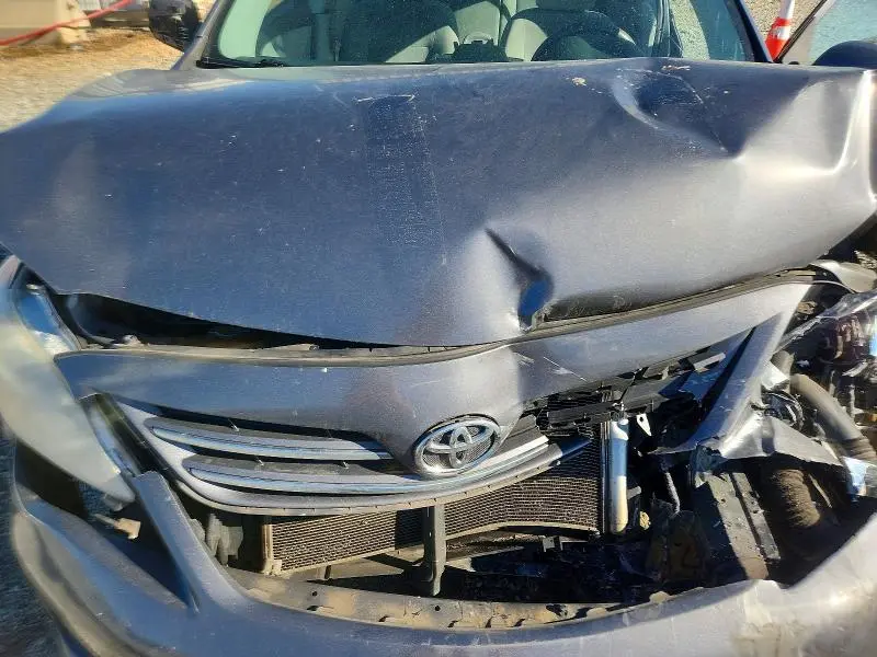 2013 TOYOTA COROLLA BASE  