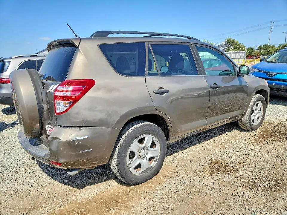 2011 TOYOTA RAV4 BASE  