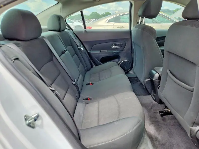2012 CHEVROLET CRUZE LT  