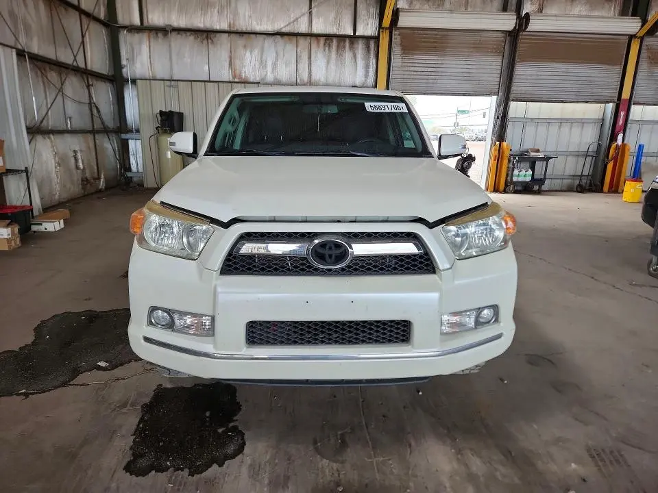 2010 TOYOTA 4RUNNER SR5  