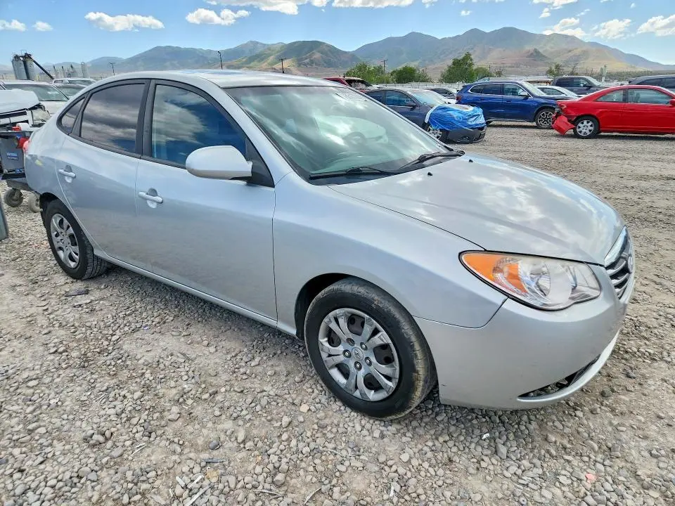 2010 HYUNDAI ELANTRA GLS  