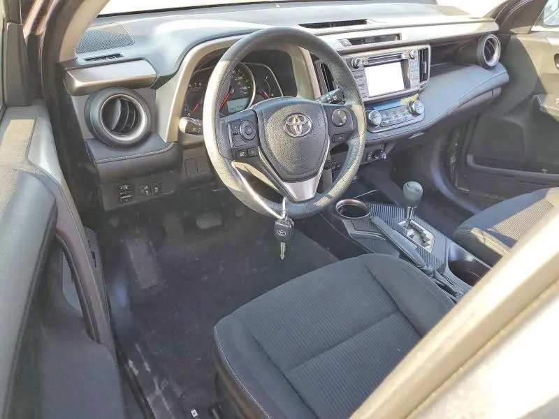 2015 TOYOTA RAV4 XLE  