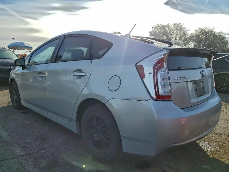 2015 TOYOTA PRIUS   