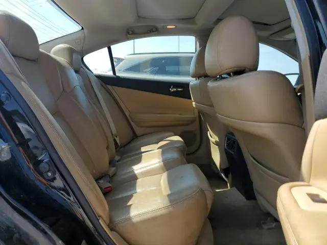 2011 NISSAN MAXIMA S  