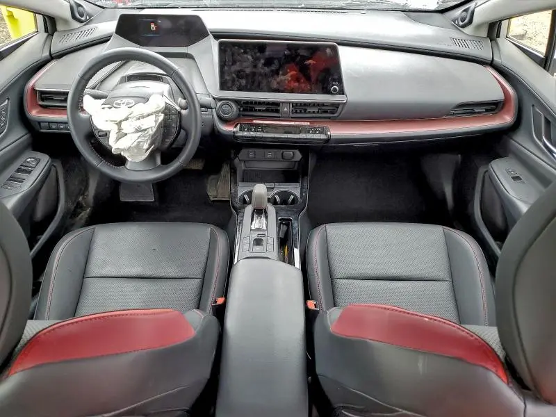 2024 TOYOTA PRIUS PRIME SE  