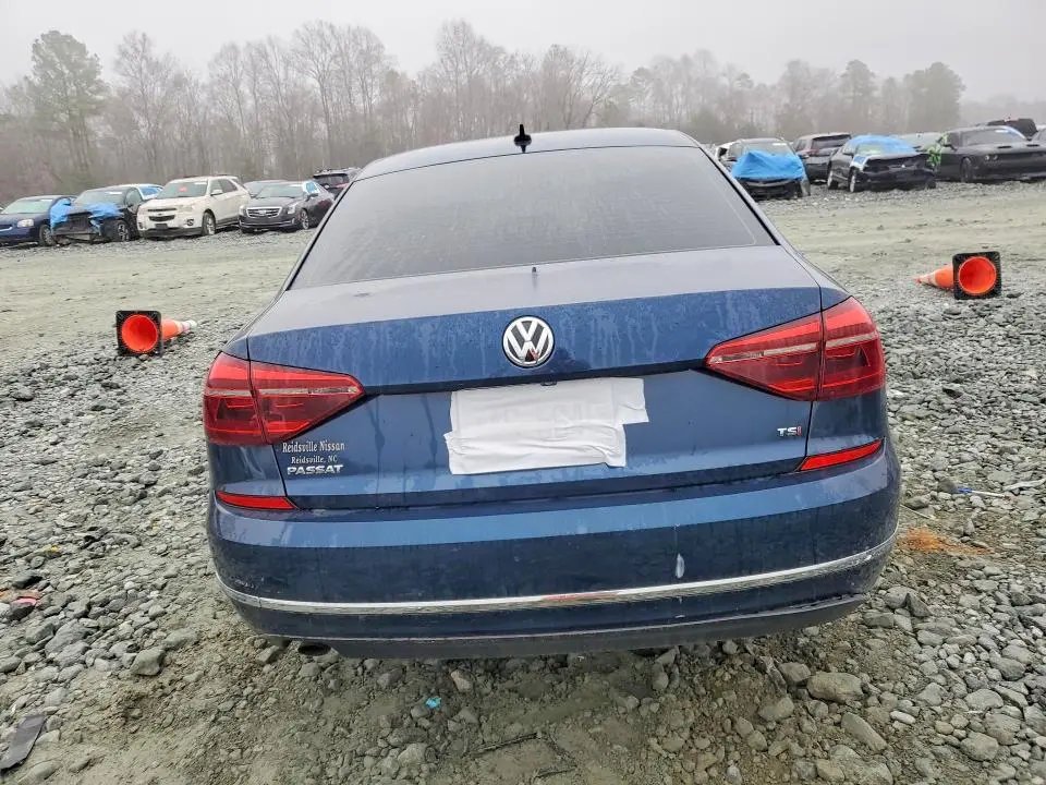 2019 VOLKSWAGEN PASSAT WOLFSBURG  