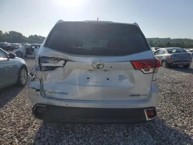 2018 TOYOTA HIGHLANDER LIMITED  