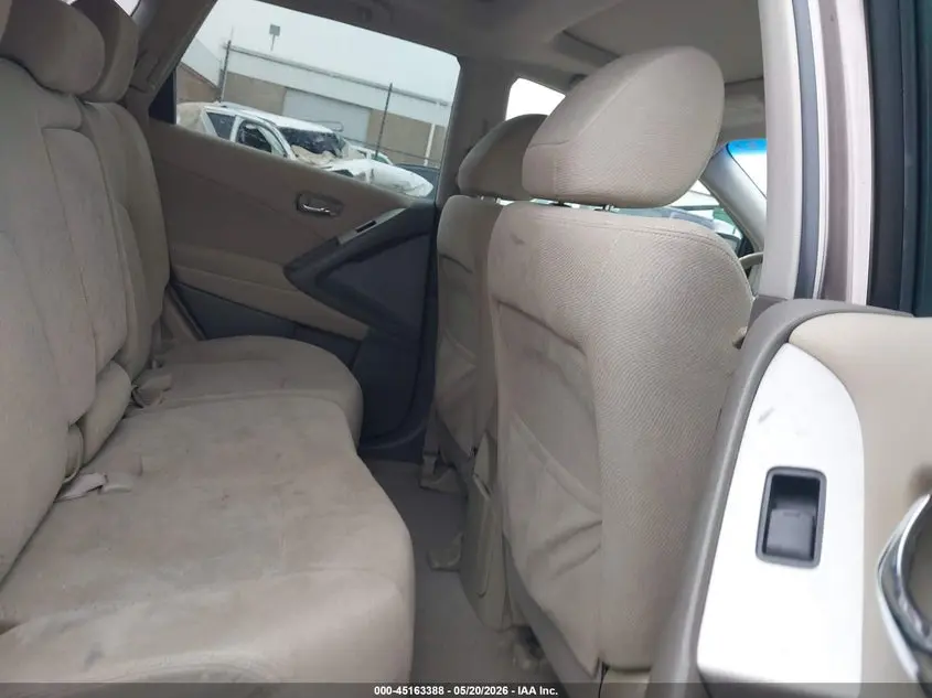 2012 NISSAN MURANO SV