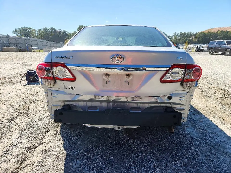 2013 TOYOTA COROLLA LE  