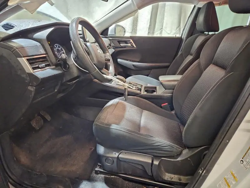 2022 MITSUBISHI OUTLANDER ES  