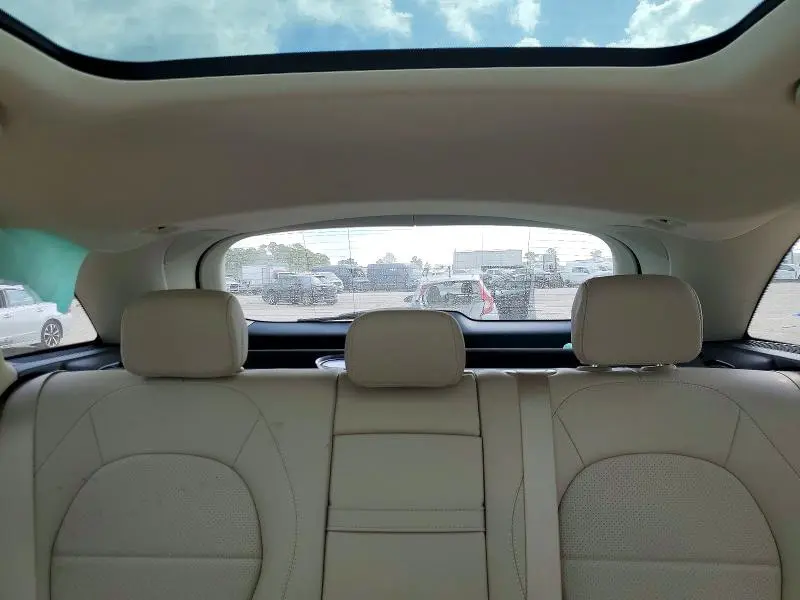 2019 MERCEDES-BENZ GLC 300  