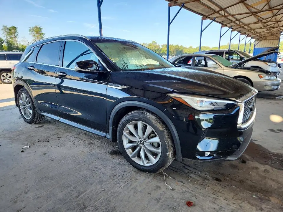 2021 INFINITI QX50 LUXE  