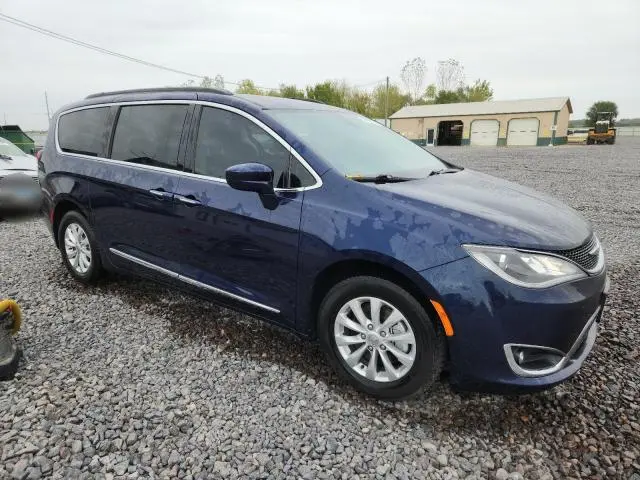 2017 CHRYSLER PACIFICA TOURING L  