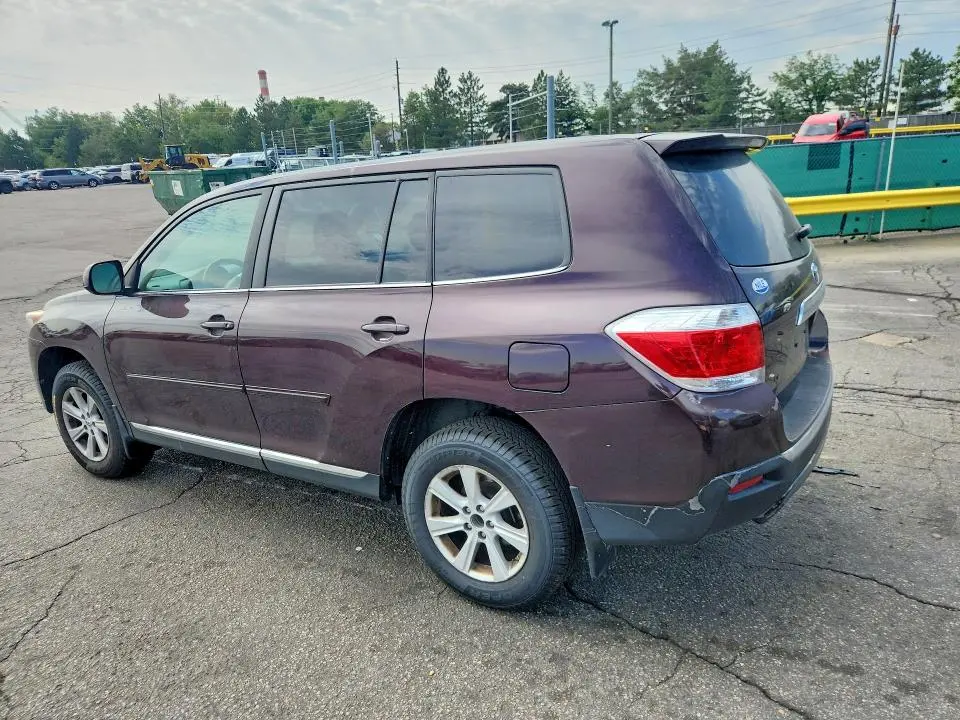 2013 TOYOTA HIGHLANDER BASE  