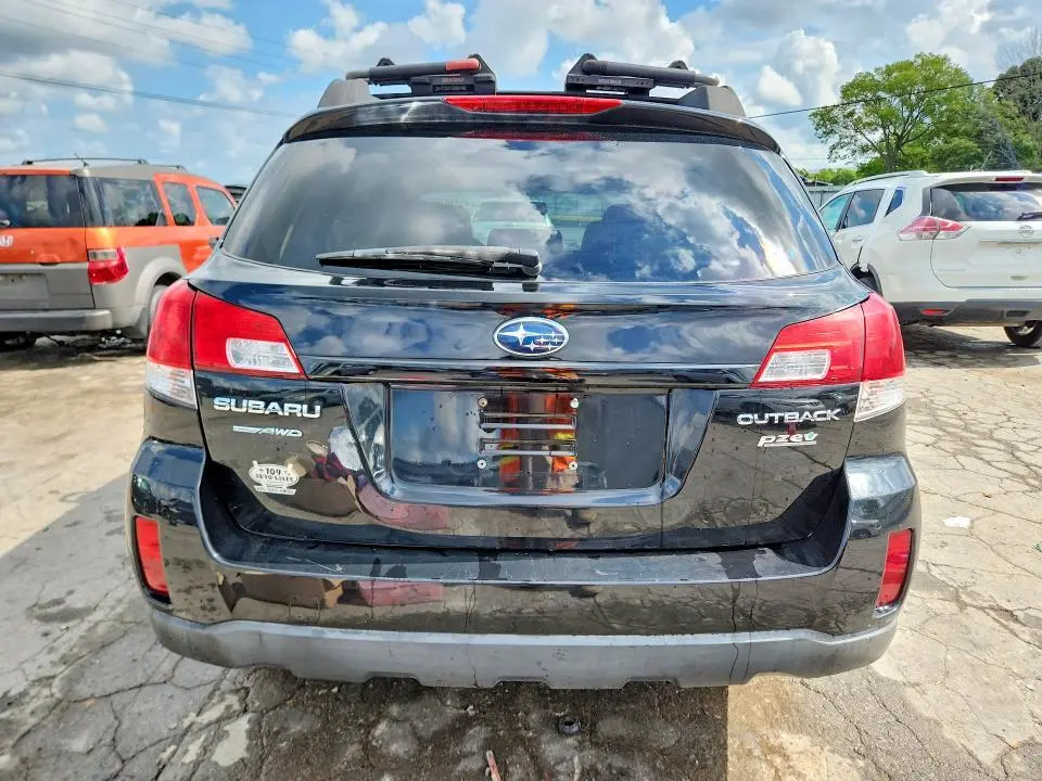 2011 SUBARU OUTBACK 2.5I PREMIUM  