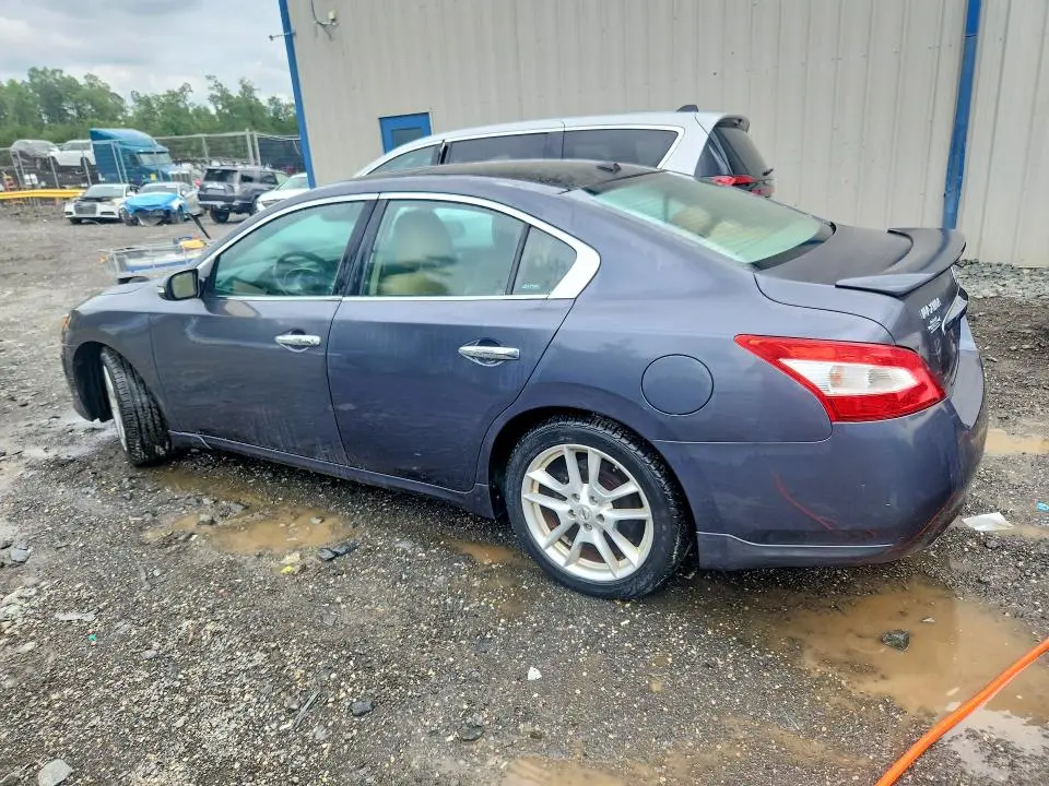 2010 NISSAN MAXIMA 3.5 S  