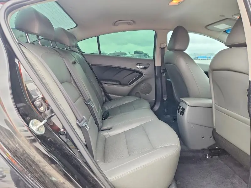 2017 KIA FORTE EX  