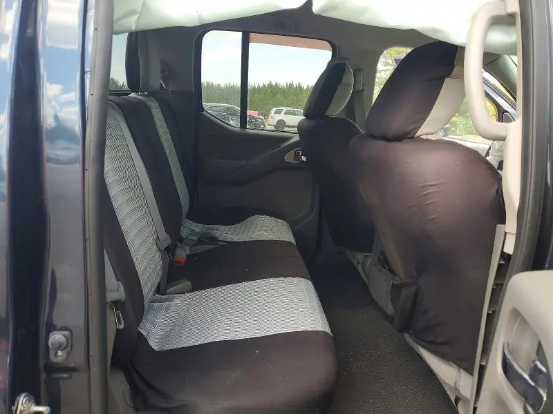 2019 NISSAN FRONTIER SV  
