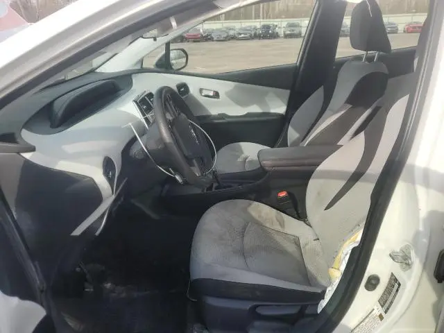 2020 TOYOTA PRIUS LE  