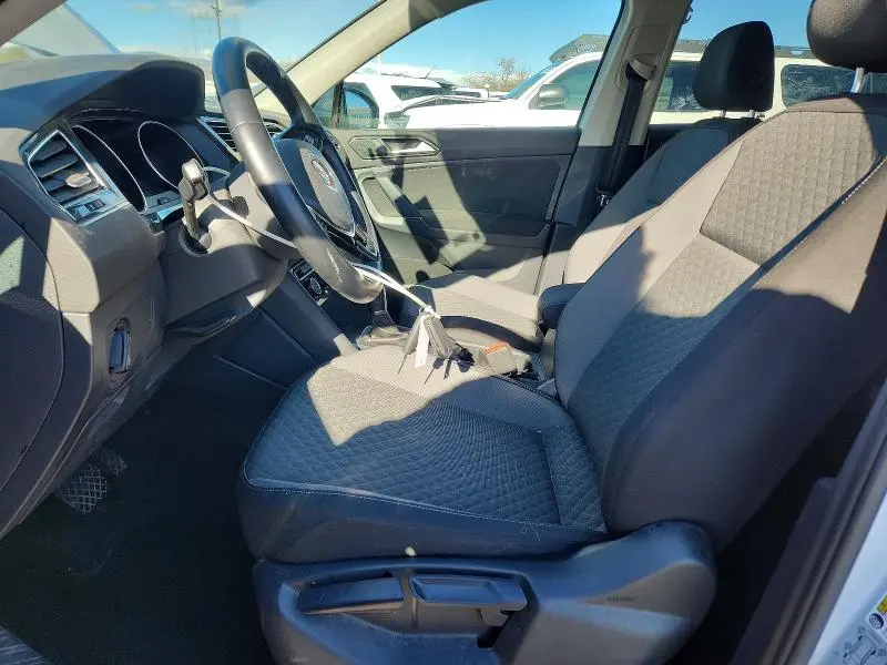 2018 VOLKSWAGEN TIGUAN S  