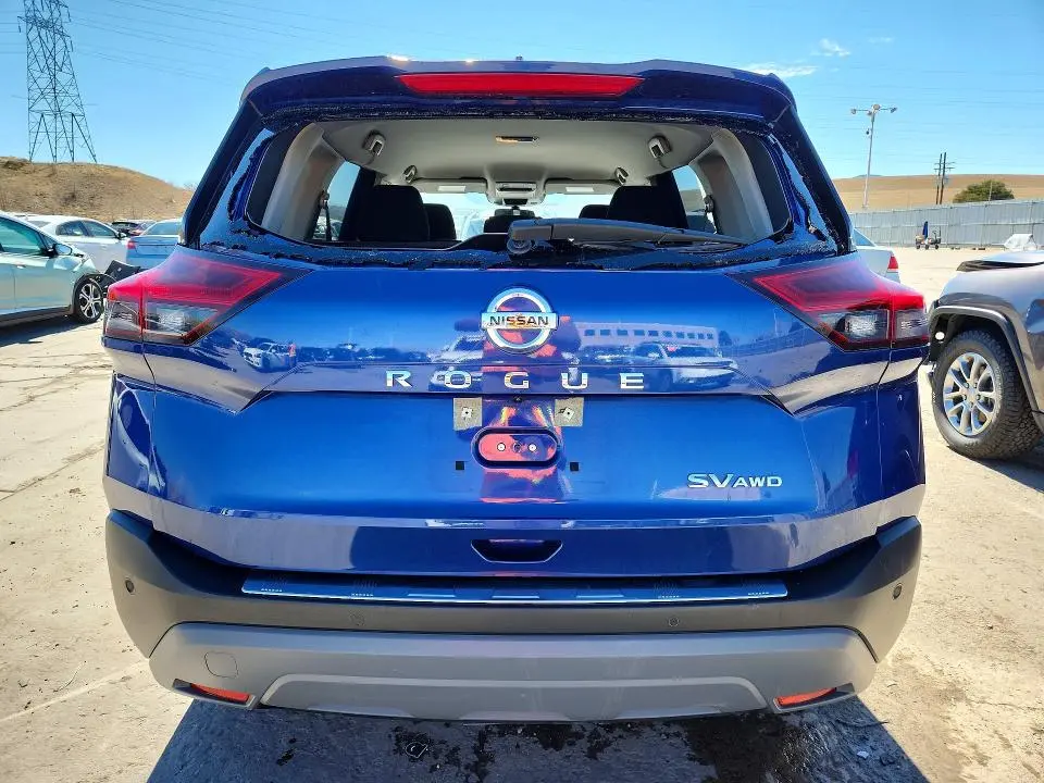 2021 NISSAN ROGUE SV  