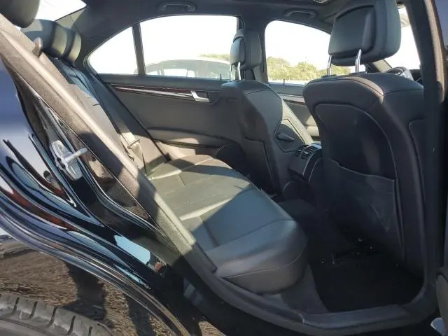 2014 MERCEDES-BENZ C 250  