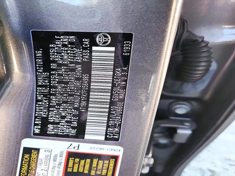 2015 TOYOTA CAMRY XLE V6  