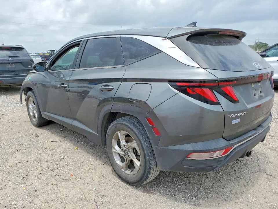 2022 HYUNDAI TUCSON SE  