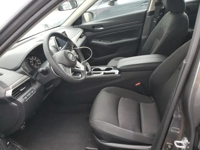 2024 NISSAN ALTIMA SV  