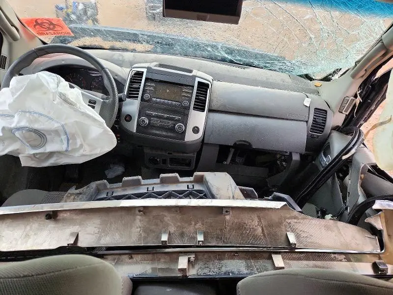 2013 NISSAN FRONTIER S  