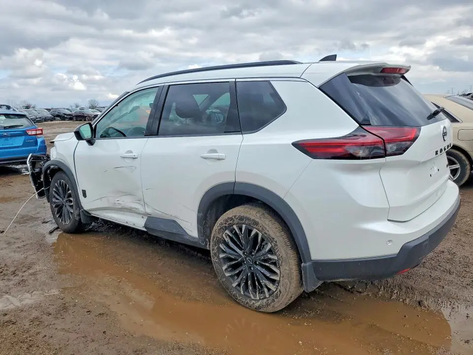 2026 NISSAN ROGUE DARK ARMOR  