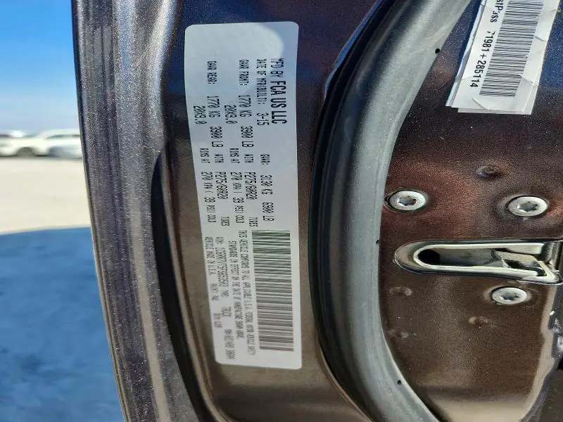 2015 RAM 1500 LARAMIE  