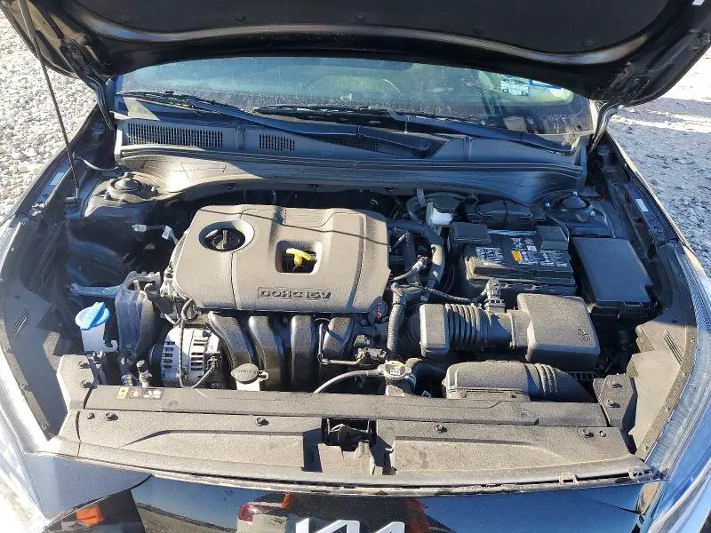 2023 KIA FORTE LXS  