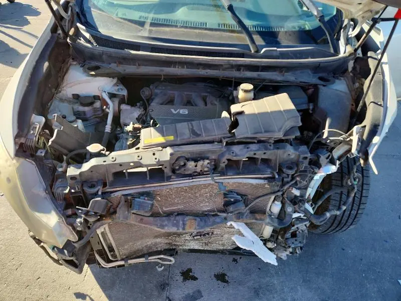 2012 NISSAN MURANO S  