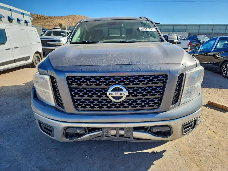2019 NISSAN TITAN SV  
