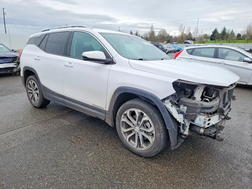 2019 GMC TERRAIN SLT  