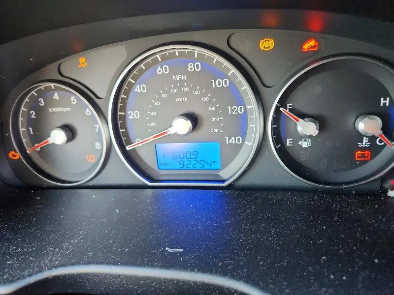 2012 HYUNDAI SANTA FE GLS  