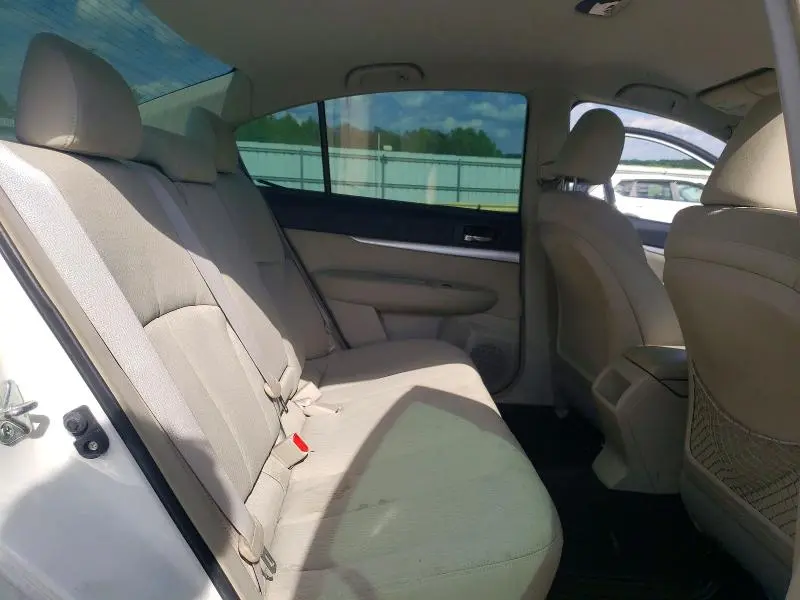 2010 SUBARU LEGACY 2.5I PREMIUM  