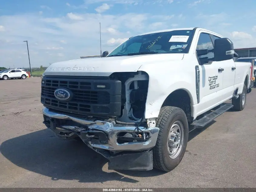 2024 FORD F-250 XL