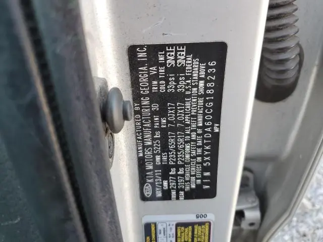 2012 KIA SORENTO BASE  