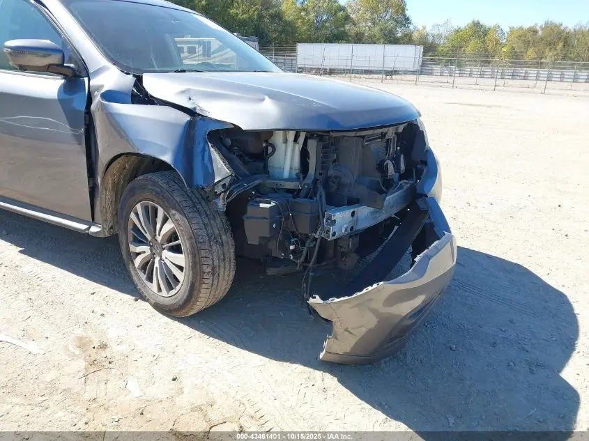 2019 NISSAN PATHFINDER SL
