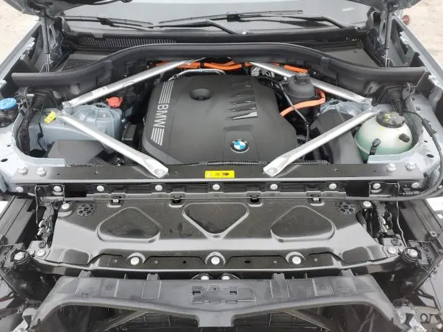 2026 BMW X5 XDRIVE50E  